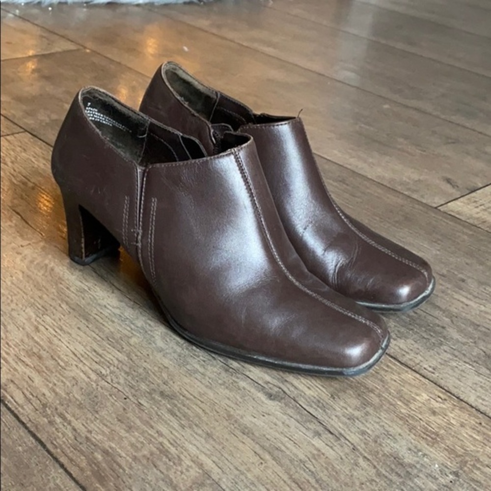Exit‎ LA Leather Ankle Booties